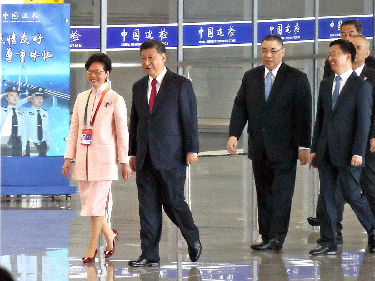 如人飲水，冷暖自知 ：當中共傀儡的體感